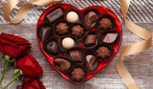 San Valentino: istruzioni per l’uso (con ironia e un po’ di cioccolato)
